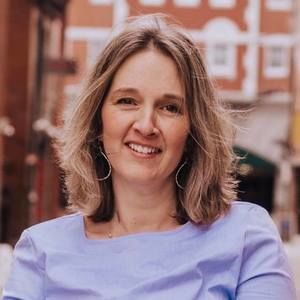 Meet your Posher, Laurie